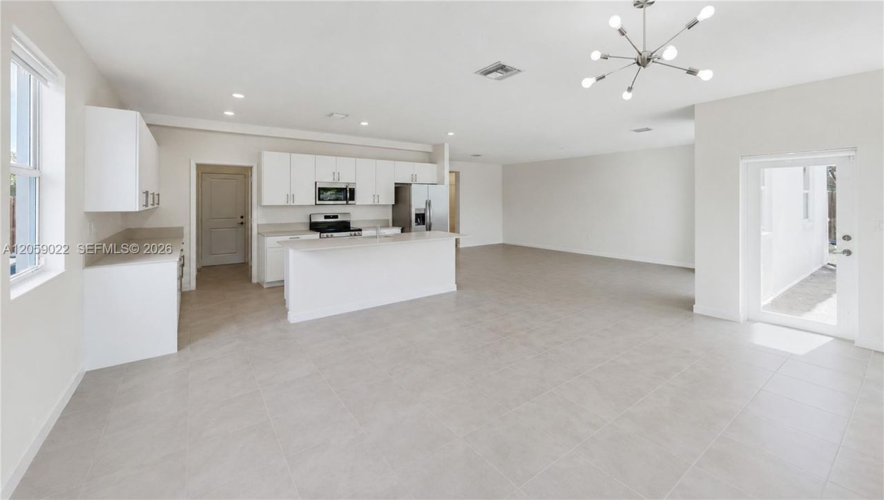 2208 SE 30th St, Homestead, FL 33035 Photo