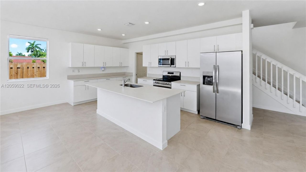 2208 SE 30th St, Homestead, FL 33035 Photo