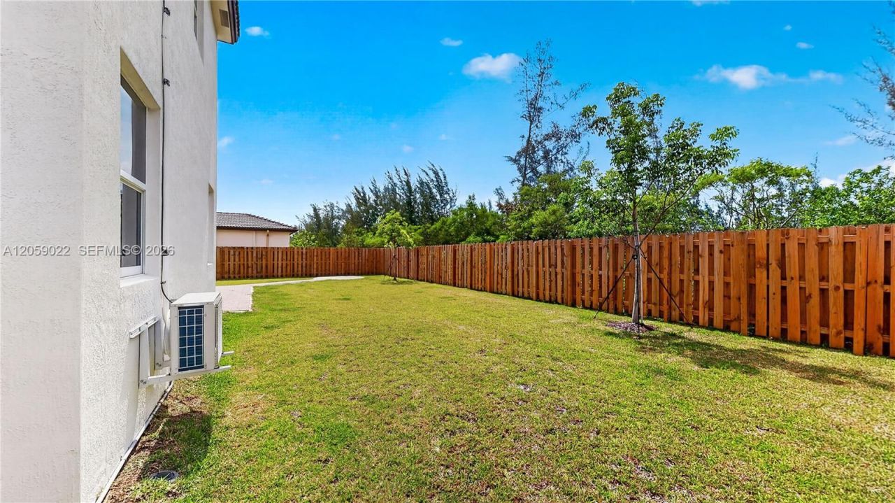 2208 SE 30th St, Homestead, FL 33035 Photo