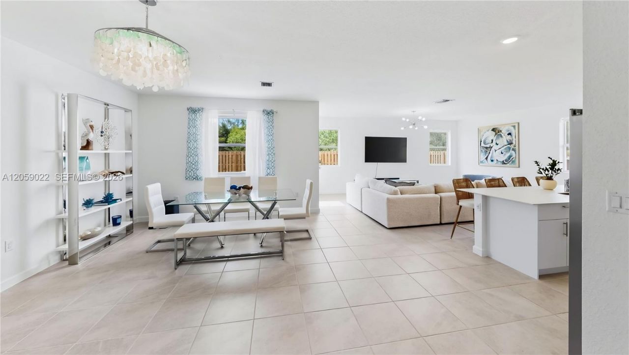 2208 SE 30th St, Homestead, FL 33035 Photo