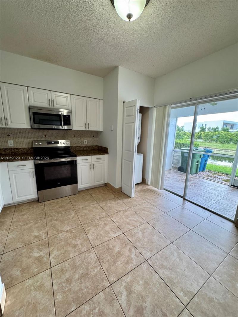 16743 Hemingway Dr, Unit 16743, Weston, FL 33326 Photo