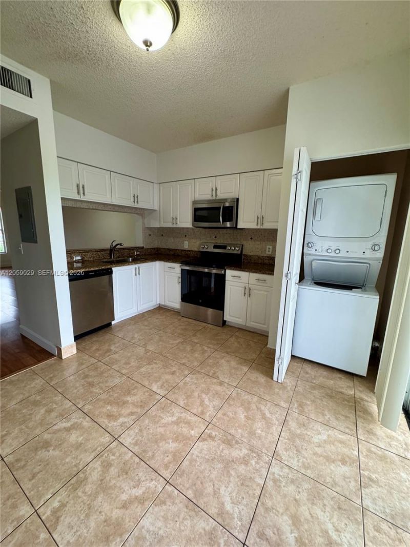 16743 Hemingway Dr, Unit 16743, Weston, FL 33326 Photo