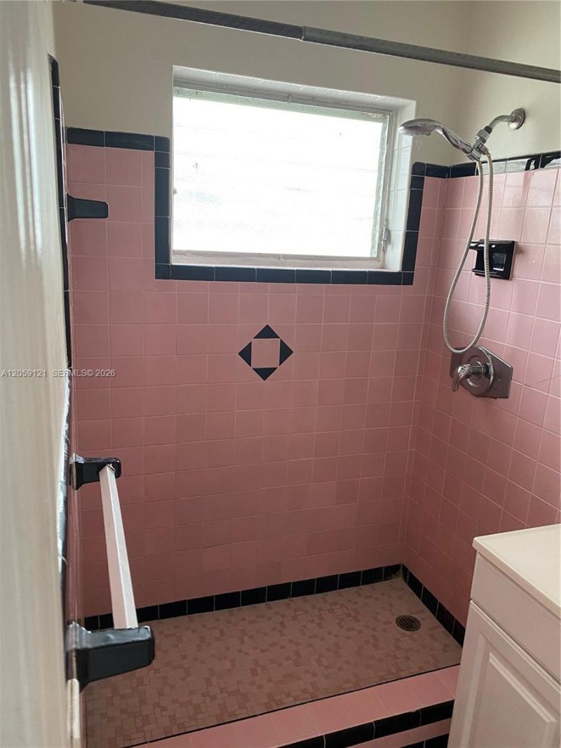 5616 Arthur St , Unit South, Hollywood, FL 33021 Photo