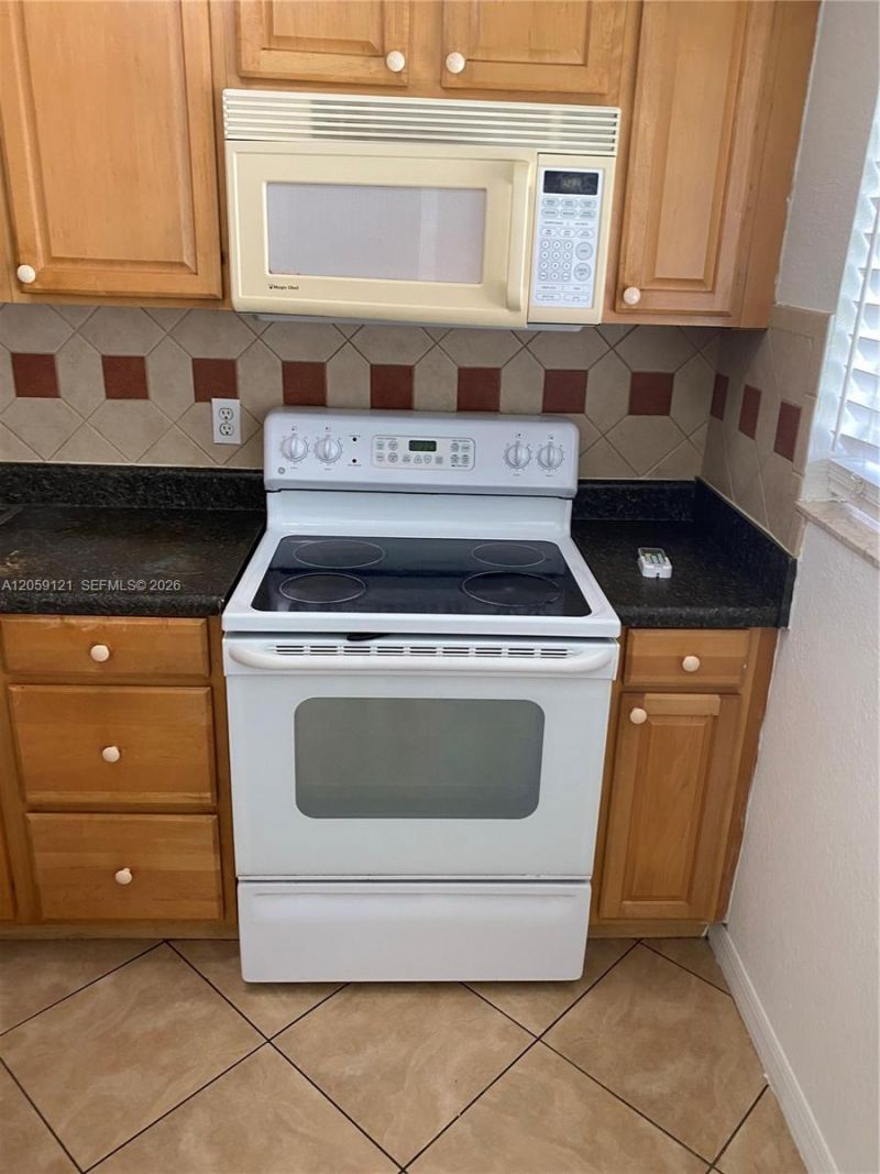 5616 Arthur St , Unit South, Hollywood, FL 33021 Photo