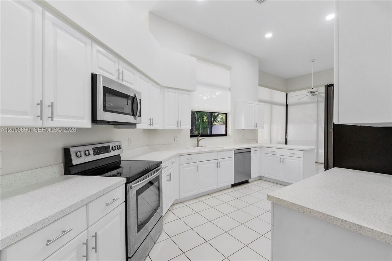 2449 NW 64th St , Boca Raton, FL 33496 Photo
