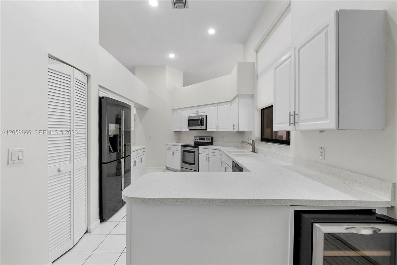 2449 NW 64th St , Boca Raton, FL 33496 Photo