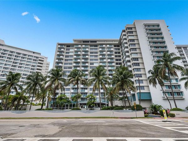 1200 West Ave , Unit 1419, Miami Beach, FL 33139