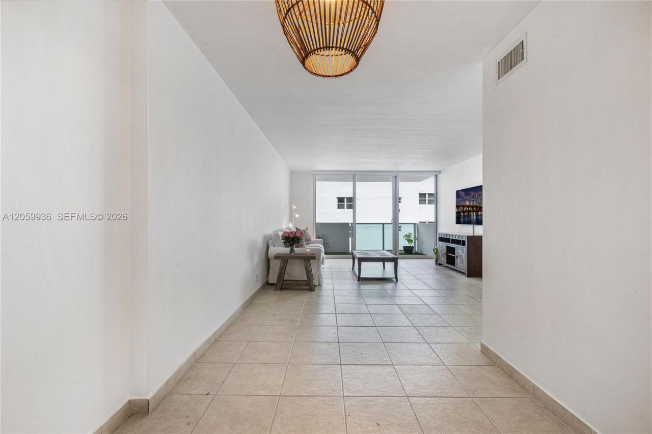 1200 West Ave , Unit 1419, Miami Beach, FL 33139 Photo