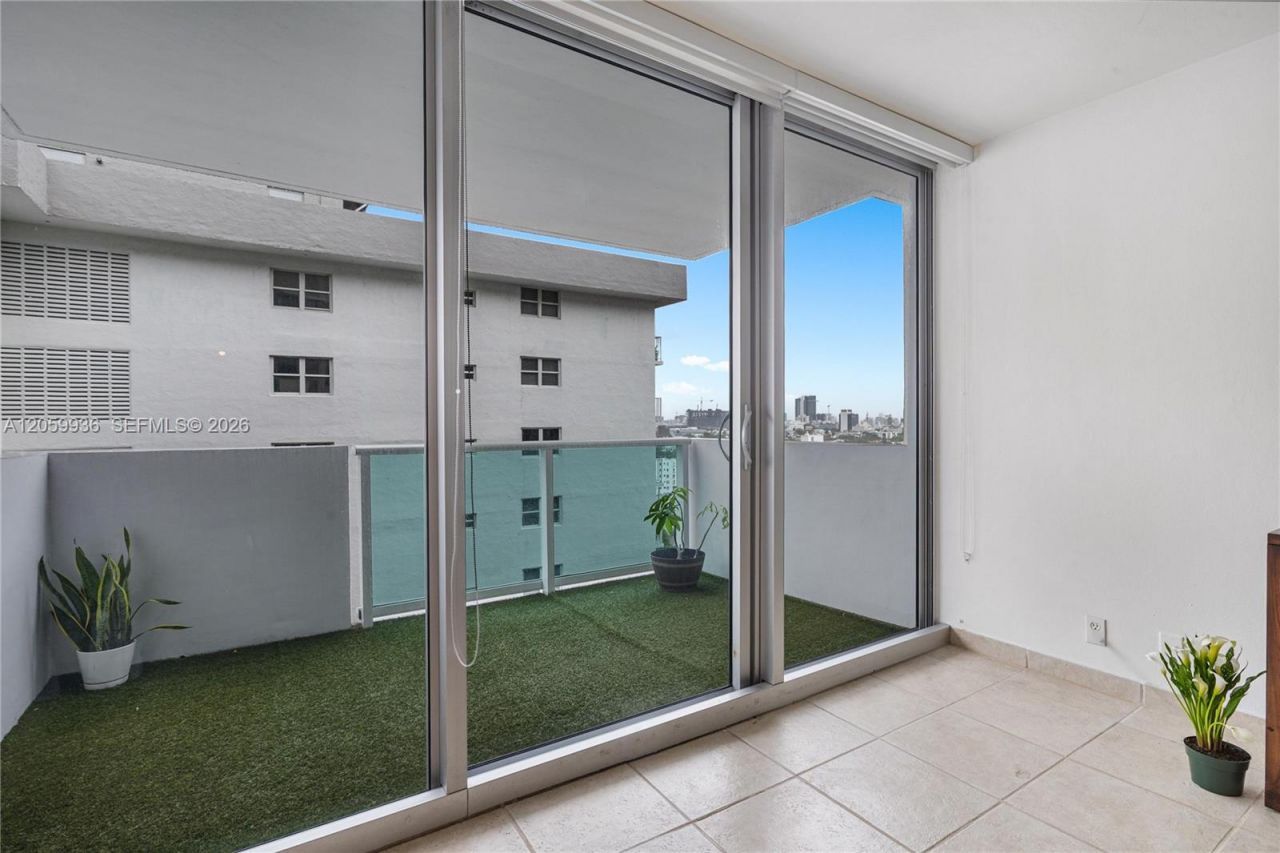 1200 West Ave , Unit 1419, Miami Beach, FL 33139 Photo