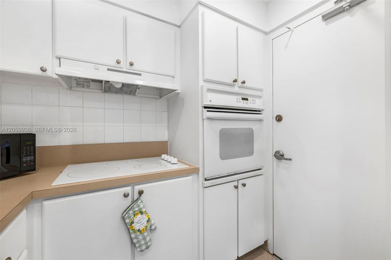 1200 West Ave , Unit 1419, Miami Beach, FL 33139 Photo