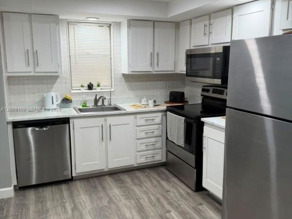 2541 Aragon Blvd , Unit 113, Sunrise, FL 33322