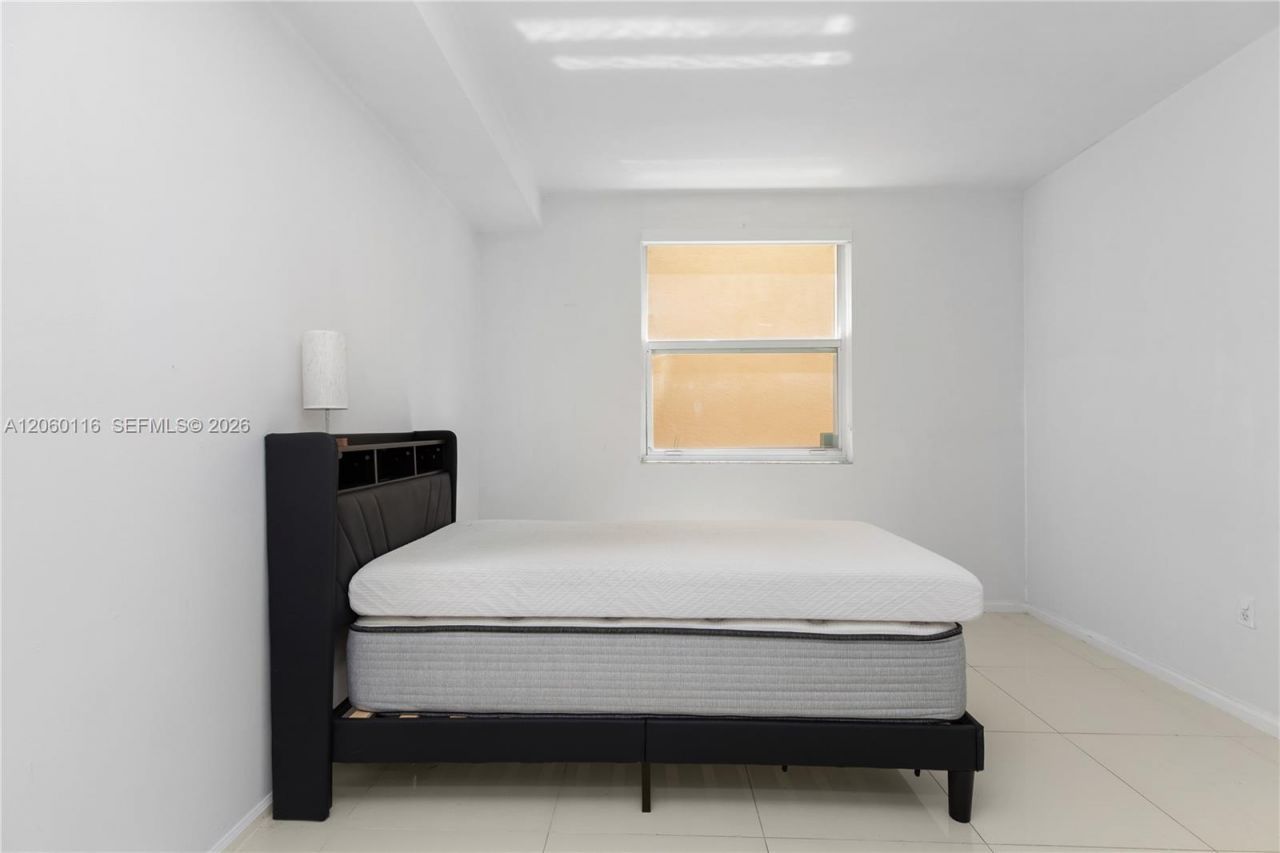 17150 N Bay Rd , Unit 2320, Sunny Isles Beach, FL 33160 Photo