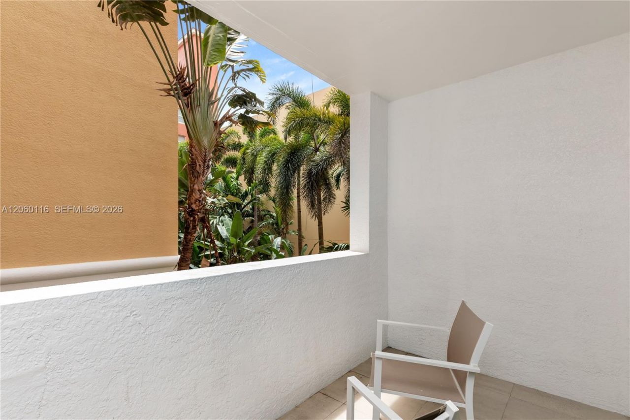 17150 N Bay Rd , Unit 2320, Sunny Isles Beach, FL 33160 Photo