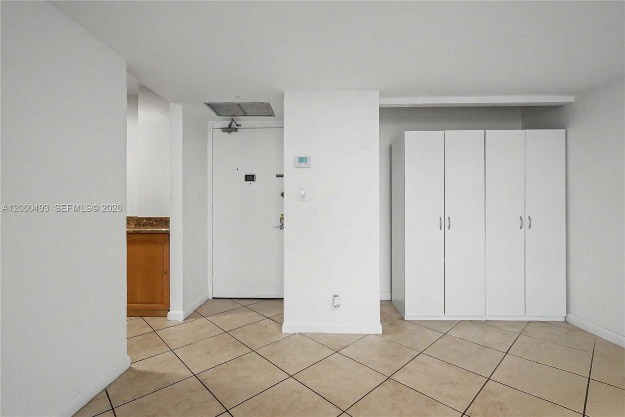 20335 W Country Club Dr, Unit 1702, Aventura, FL 33180 Photo