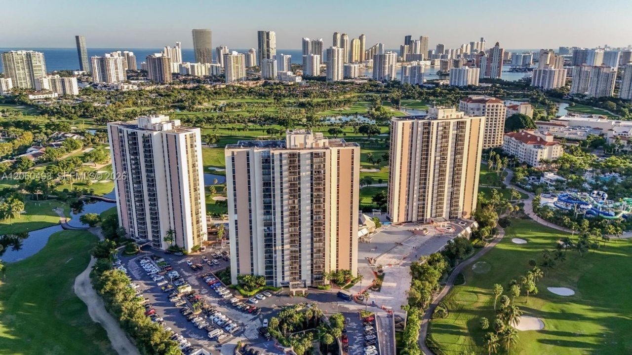 20335 W Country Club Dr, Unit 1702, Aventura, FL 33180 Photo