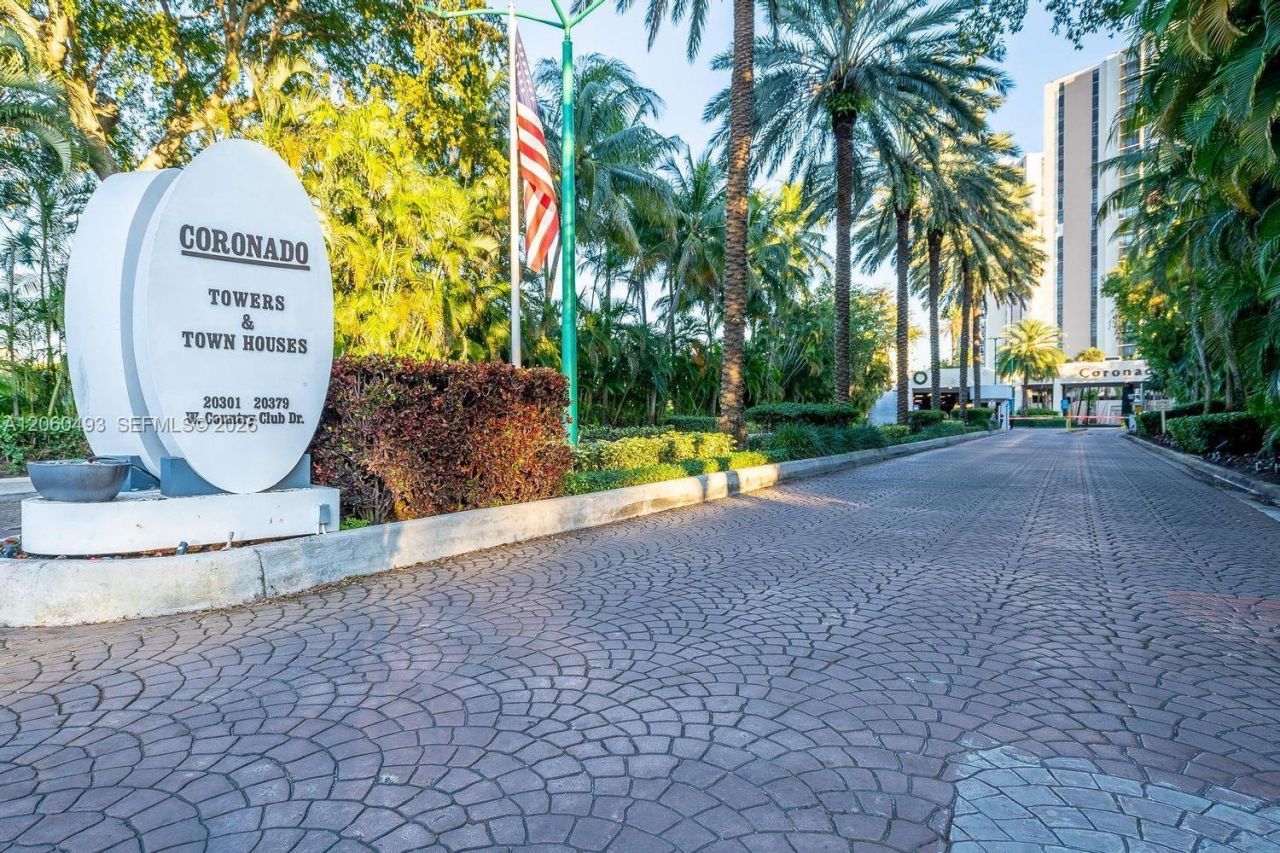20335 W Country Club Dr, Unit 1702, Aventura, FL 33180 Photo