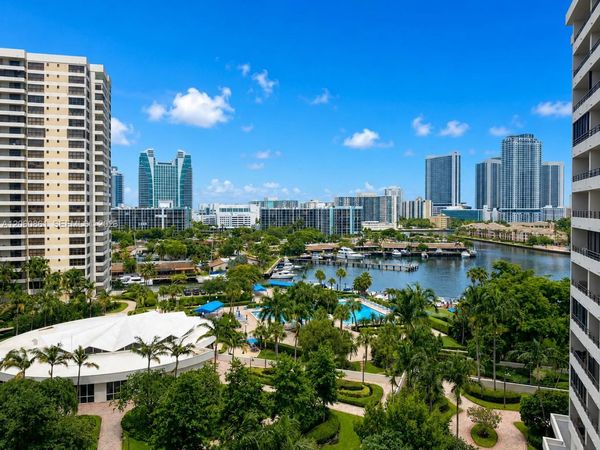 600 Three Islands Blvd, Unit 911, Hallandale Beach, FL 33009
