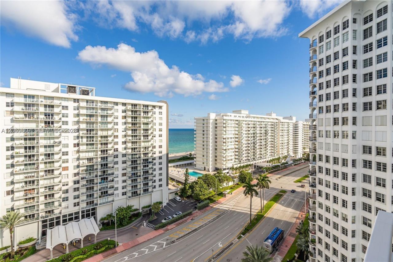 5700 Collins Ave, Unit 15D, Miami Beach, FL 33140 Photo