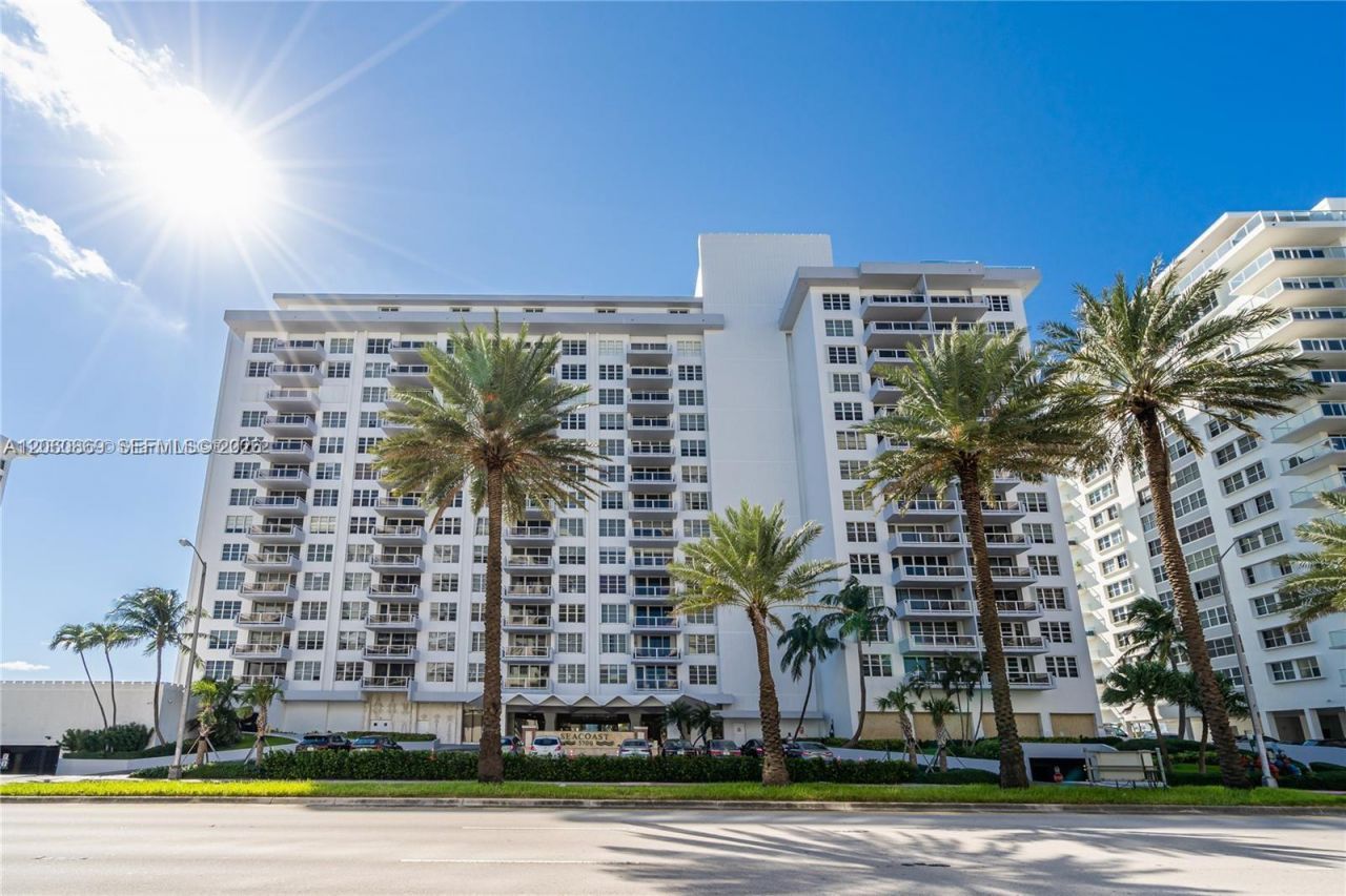 5700 Collins Ave, Unit 15D, Miami Beach, FL 33140 Photo