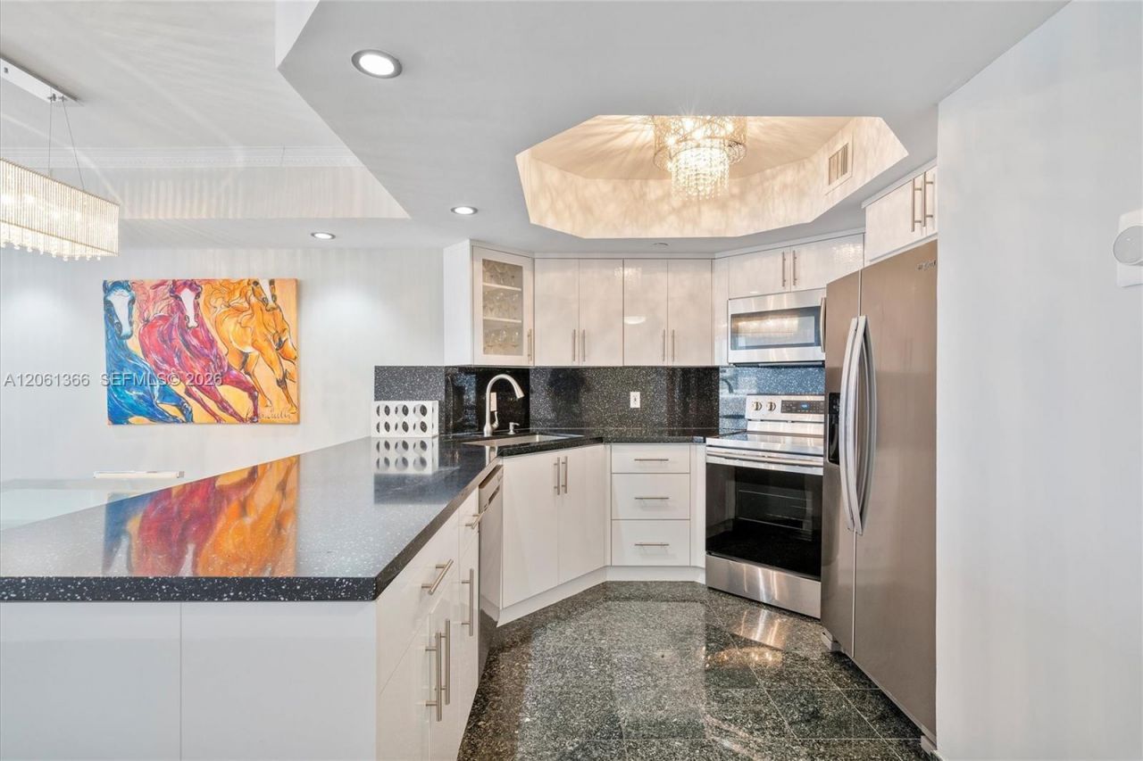 8911 Collins Ave, Unit 802, Surfside, FL 33154 Photo