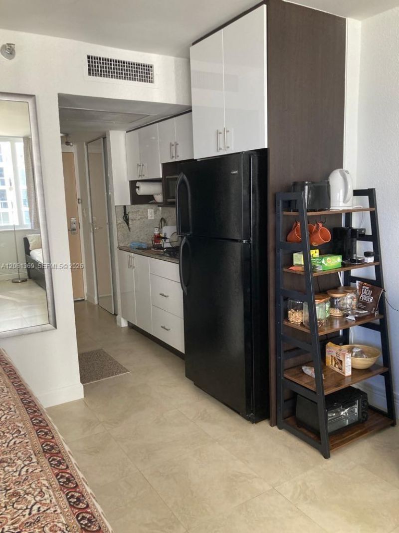 19201 Collins Ave, Unit 726, Sunny Isles Beach, FL 33160 Photo