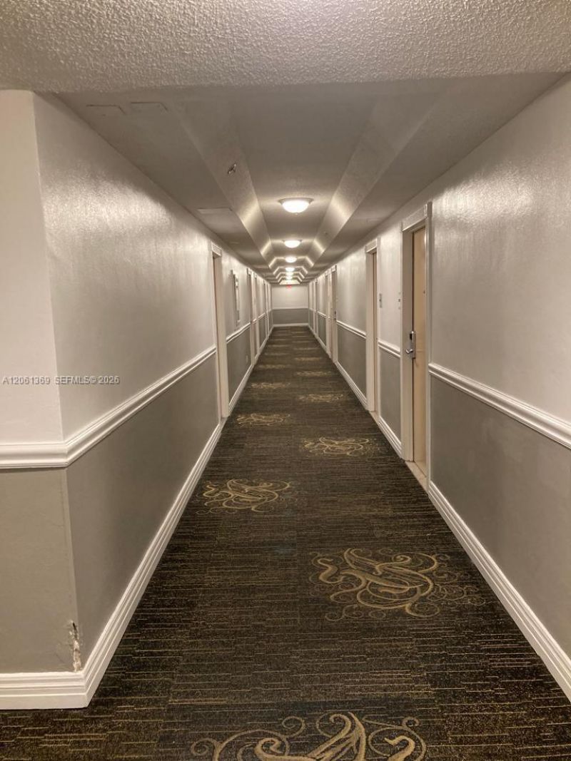 19201 Collins Ave, Unit 726, Sunny Isles Beach, FL 33160 Photo