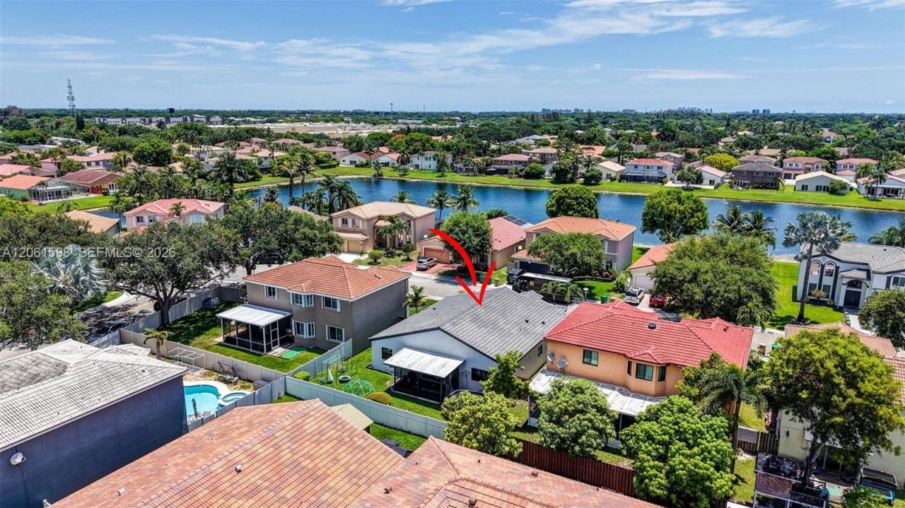 1603 E Harmony Lake Cir, Davie, FL 33324 Photo