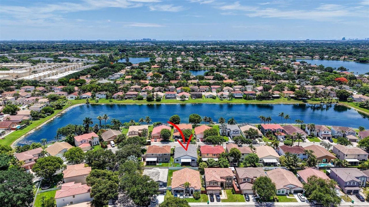 1603 E Harmony Lake Cir, Davie, FL 33324 Photo