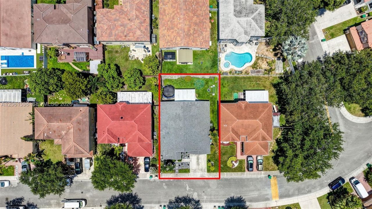 1603 E Harmony Lake Cir, Davie, FL 33324 Photo