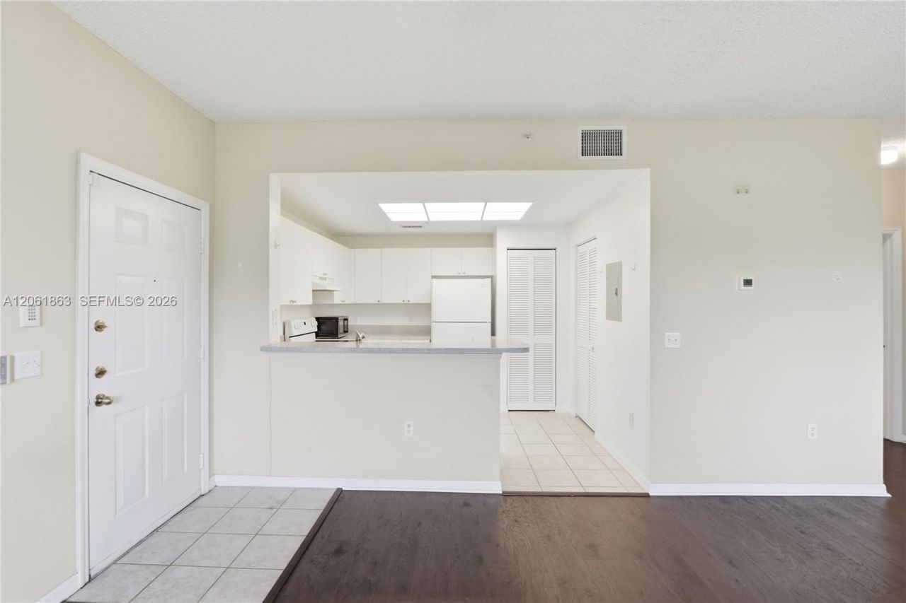 2015 SE 10th Ave, Unit 130, Fort Lauderdale, FL 33316 Photo