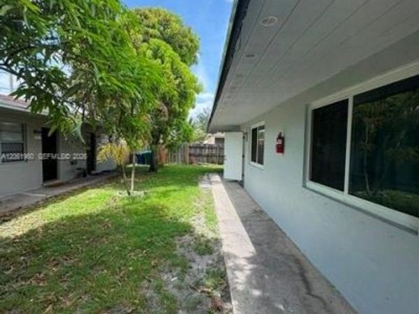 5401 NW 22nd St , Unit 2, Lauderhill, FL 33313