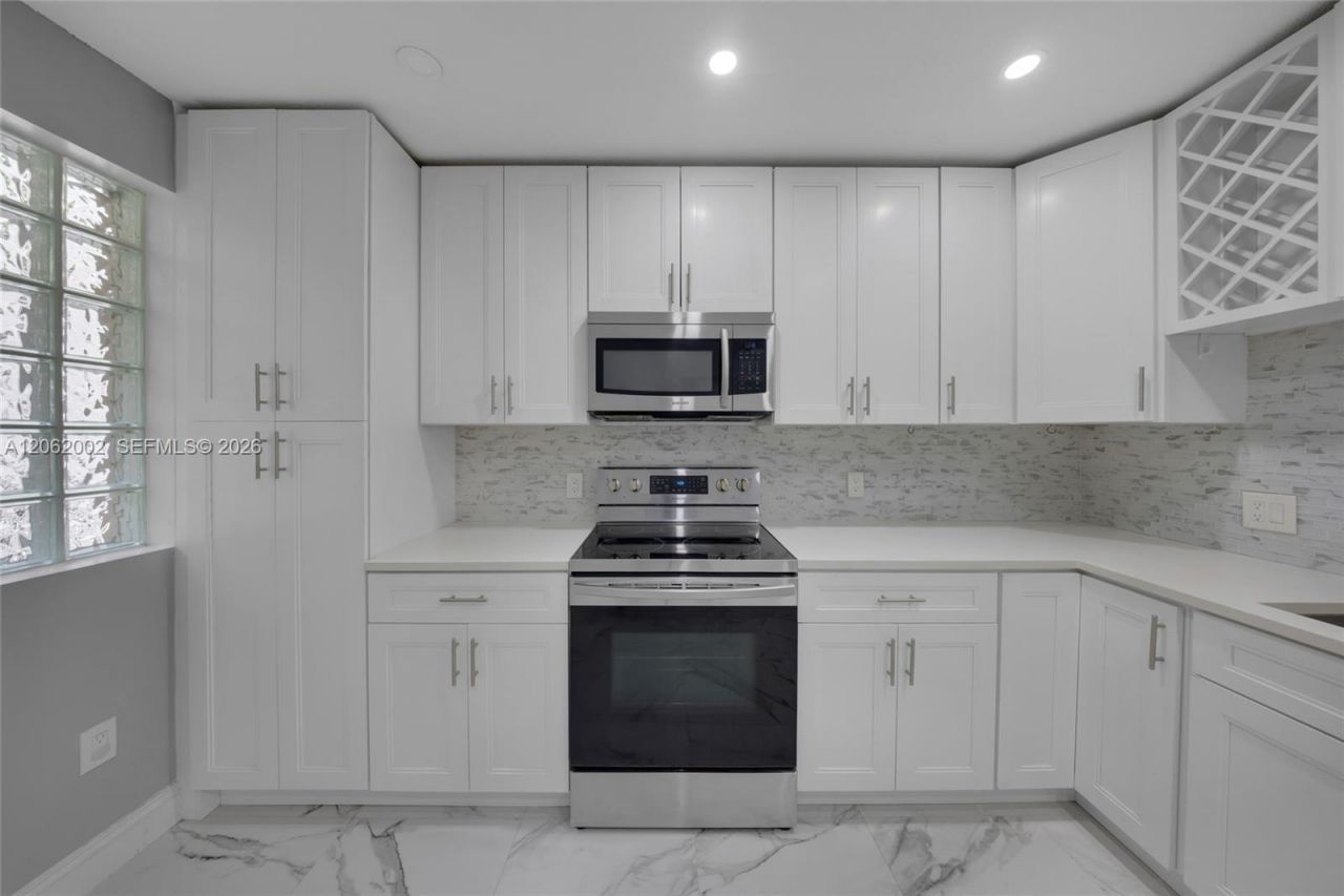 4300 NW 30th St , Unit 341, Coconut Creek, FL 33066 Photo