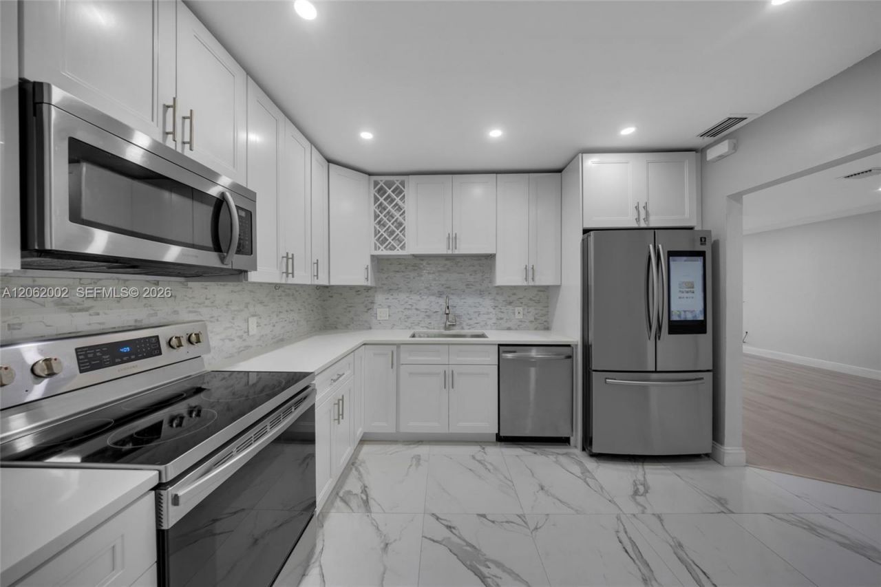 4300 NW 30th St , Unit 341, Coconut Creek, FL 33066 Photo
