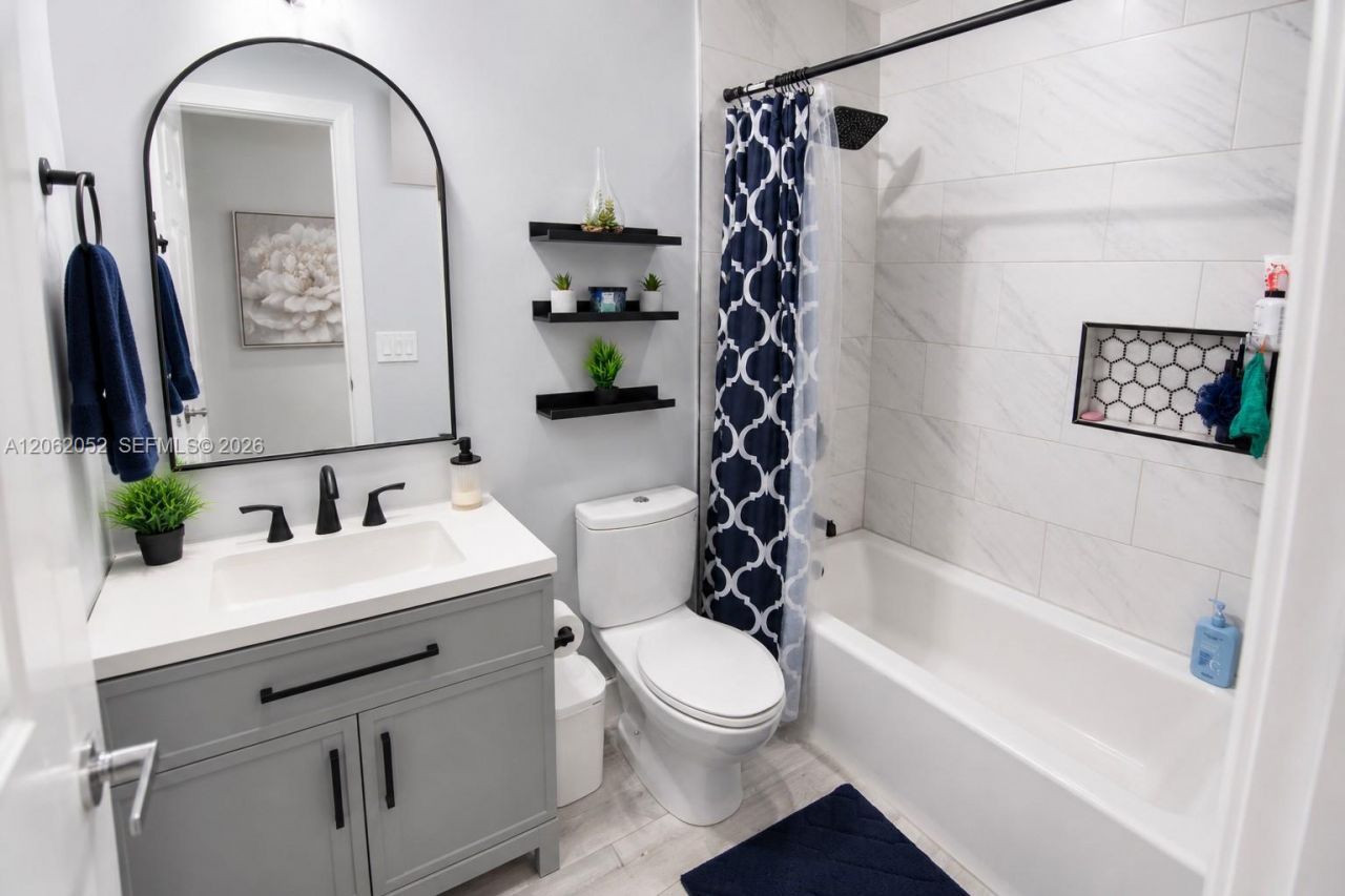 2430 Sabal Palm Dr, Miramar, FL 33023 Photo
