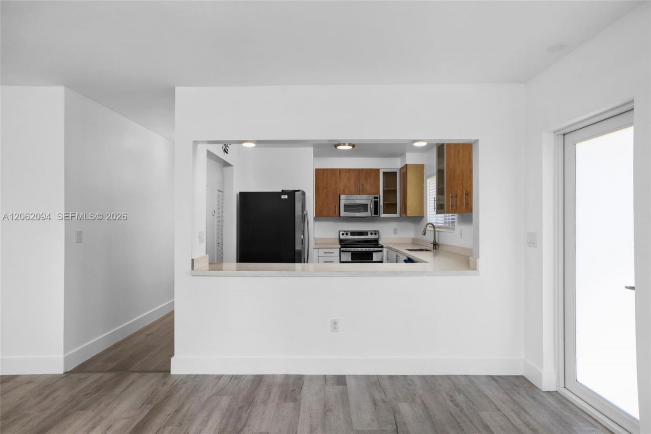 14120 NW 2nd Ave, Miami, FL 33168 Photo