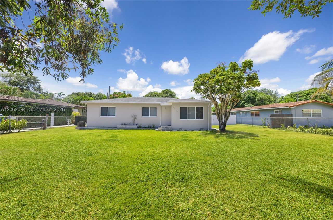 14120 NW 2nd Ave, Miami, FL 33168 Photo