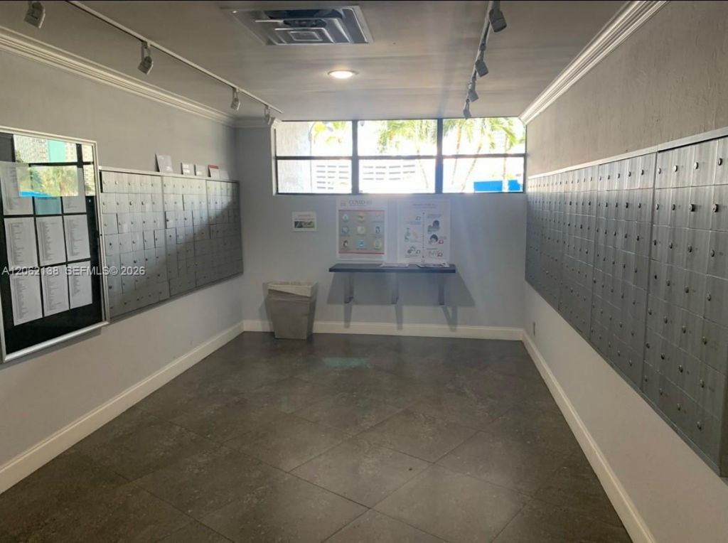 200 Leslie Dr, Unit 629, Hallandale Beach, FL 33009 Photo