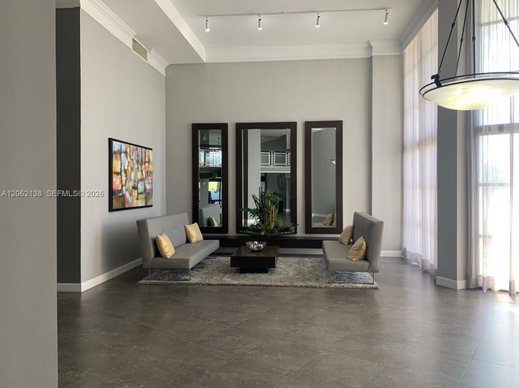 200 Leslie Dr, Unit 629, Hallandale Beach, FL 33009 Photo