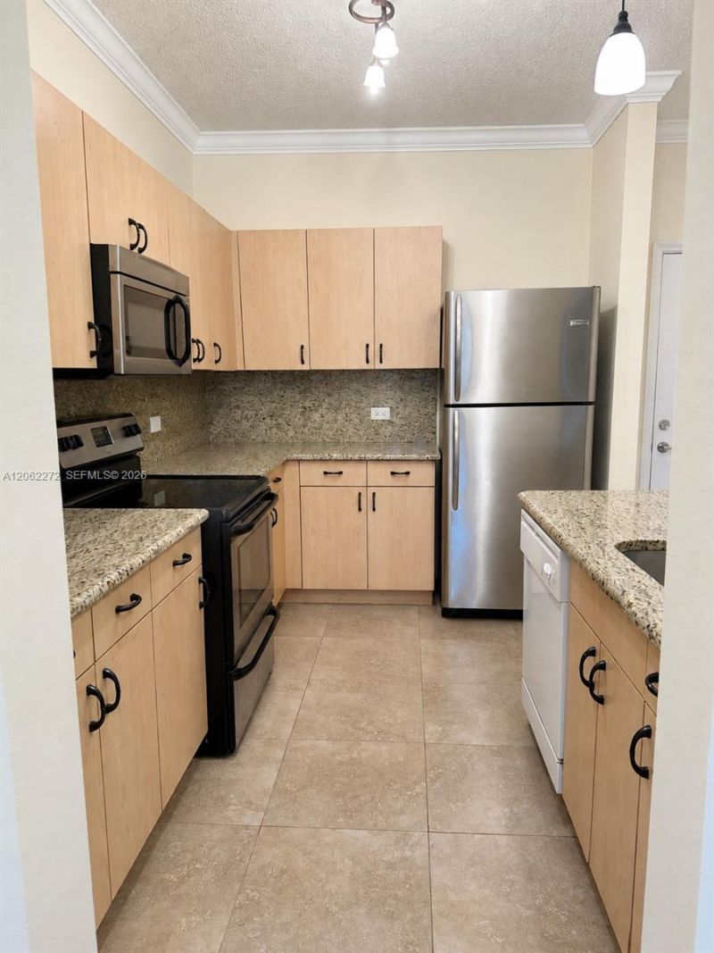 533 NE 3rd Ave, Unit 320, Fort Lauderdale, FL 33301 Photo