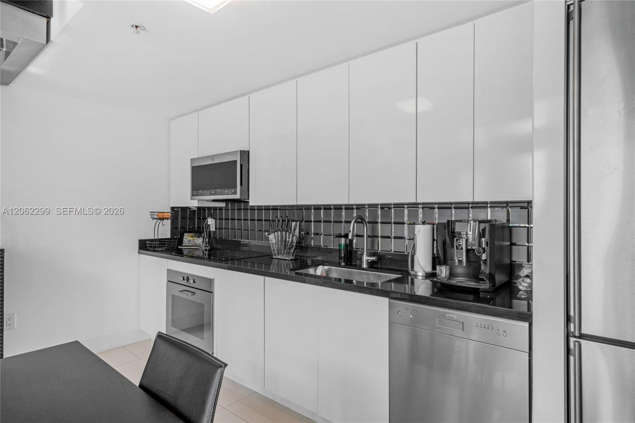 92 SW 3rd St , Unit 708, Miami, FL 33130 Photo