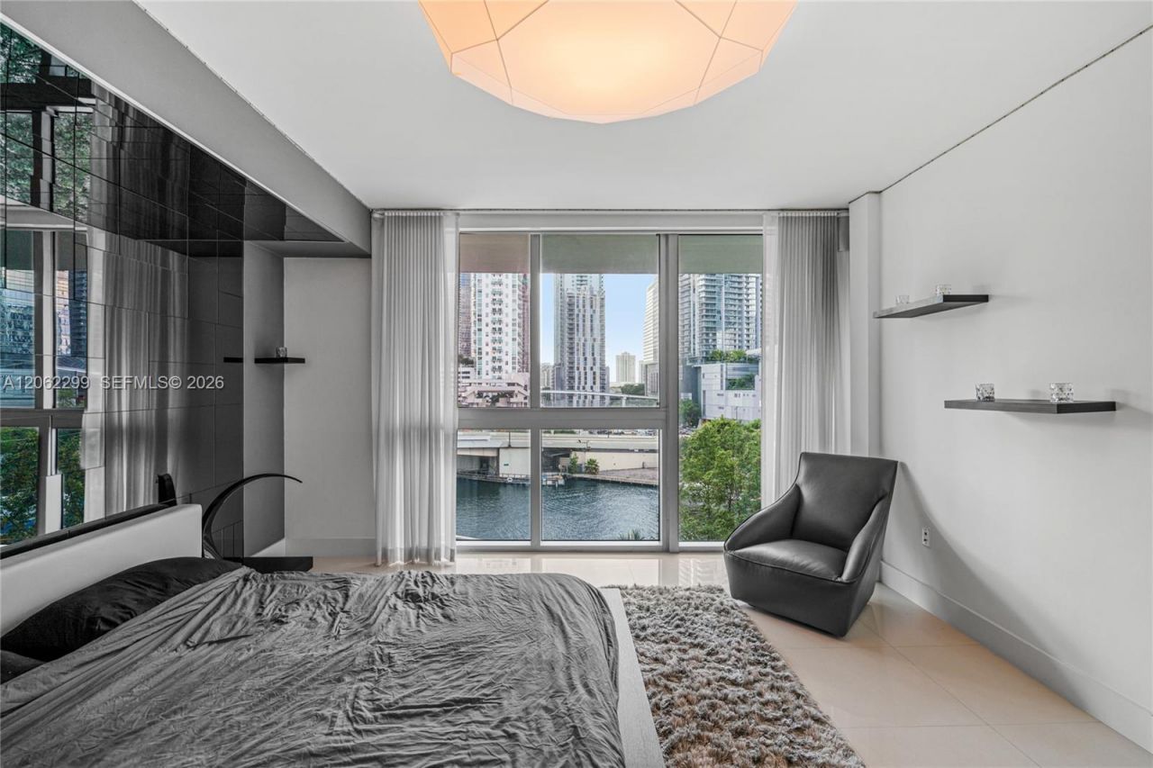 92 SW 3rd St , Unit 708, Miami, FL 33130 Photo