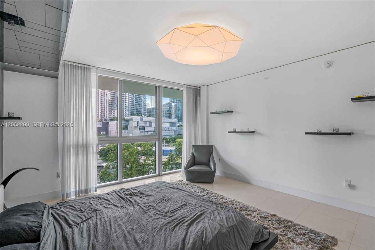 92 SW 3rd St , Unit 708, Miami, FL 33130 Photo
