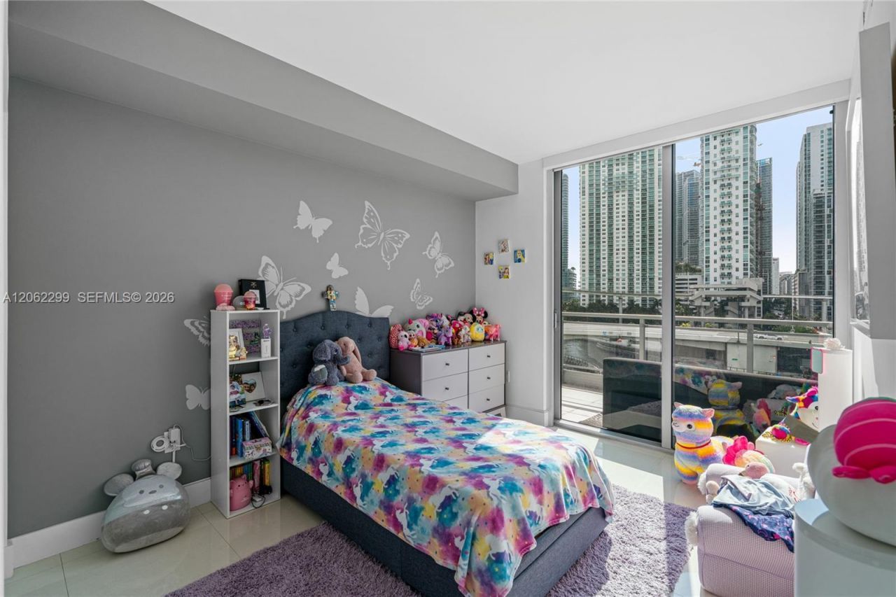92 SW 3rd St , Unit 708, Miami, FL 33130 Photo