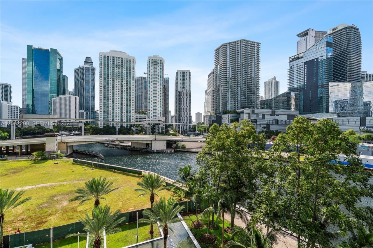 92 SW 3rd St , Unit 708, Miami, FL 33130 Photo