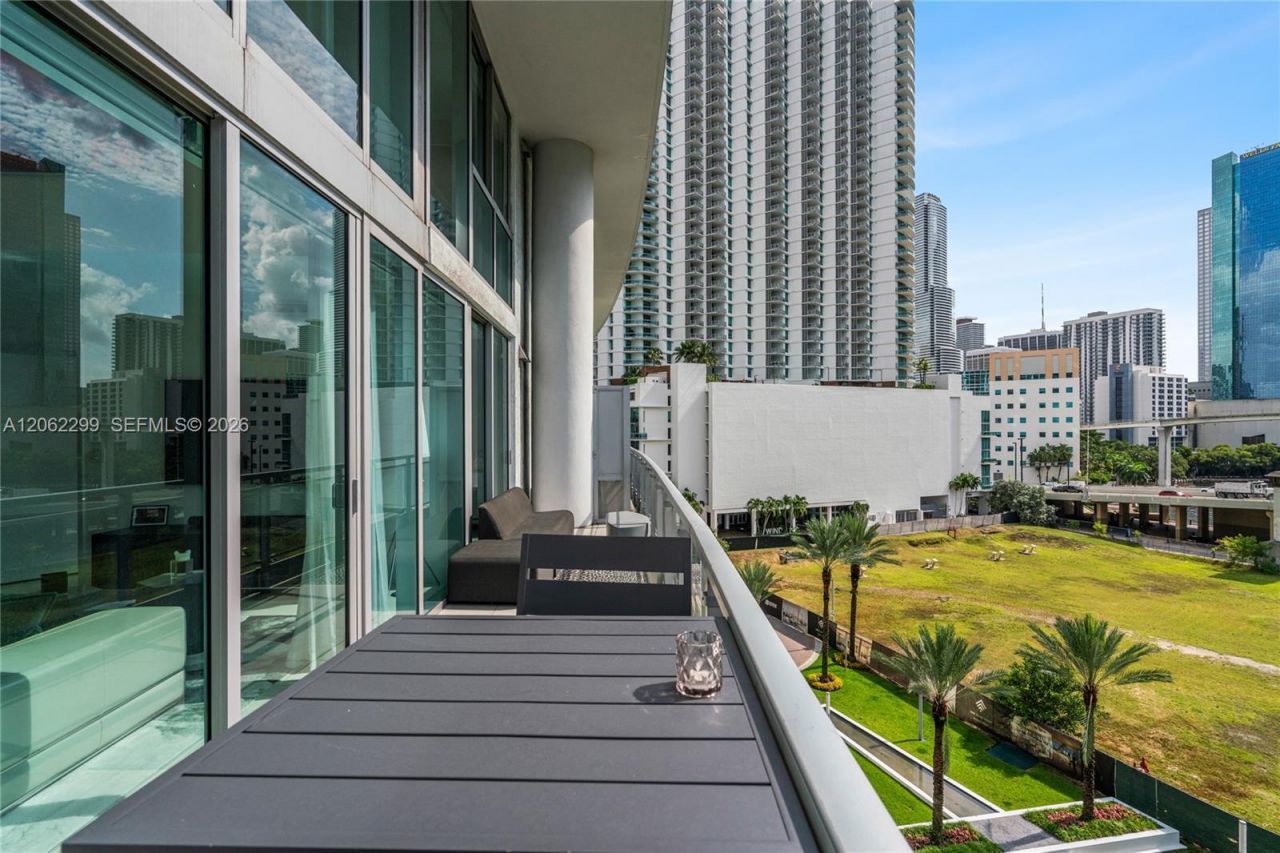92 SW 3rd St , Unit 708, Miami, FL 33130 Photo
