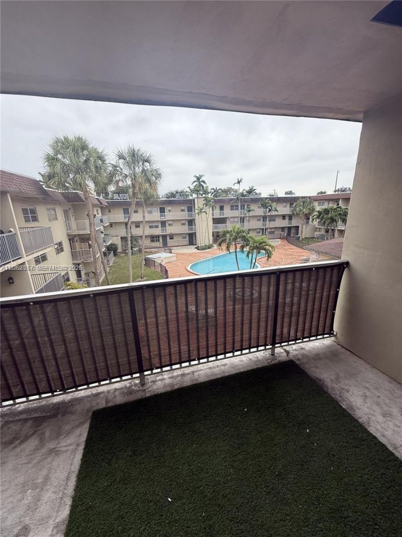 7505 SW 82nd St , Unit 314, Miami, FL 33143 Photo