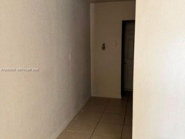 429 NW 14th Ave, Unit 1, Fort Lauderdale, FL 33311