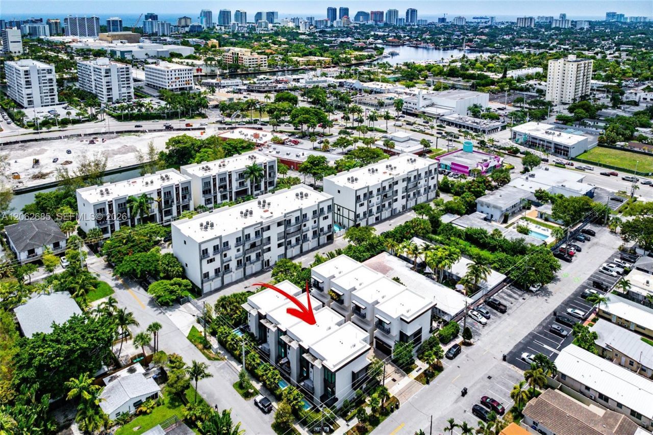 1054 N Victoria Park Rd , Fort Lauderdale, FL 33304 Photo