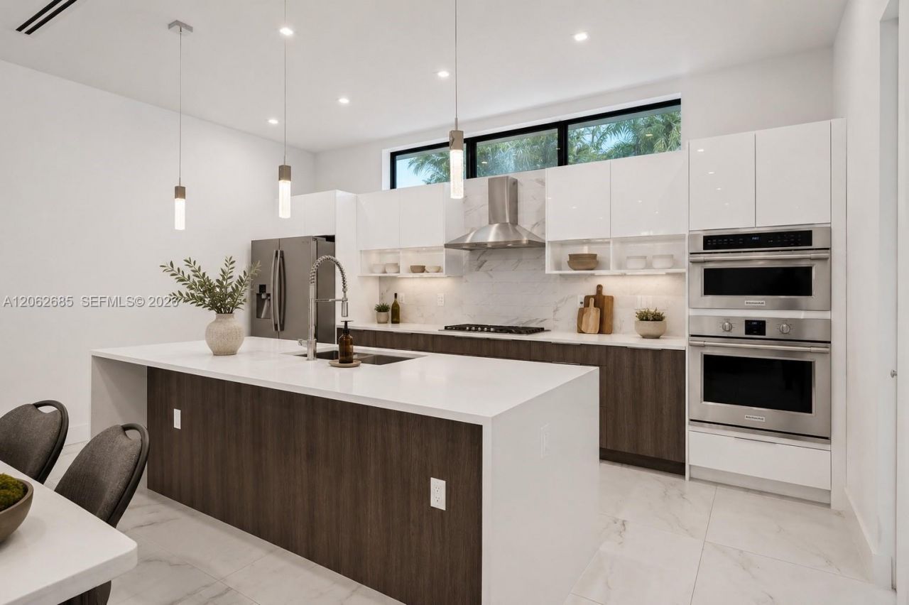 1054 N Victoria Park Rd , Fort Lauderdale, FL 33304 Photo
