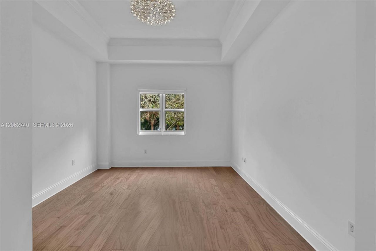 20000 E Country Club Dr, Unit 110, Aventura, FL 33180 Photo